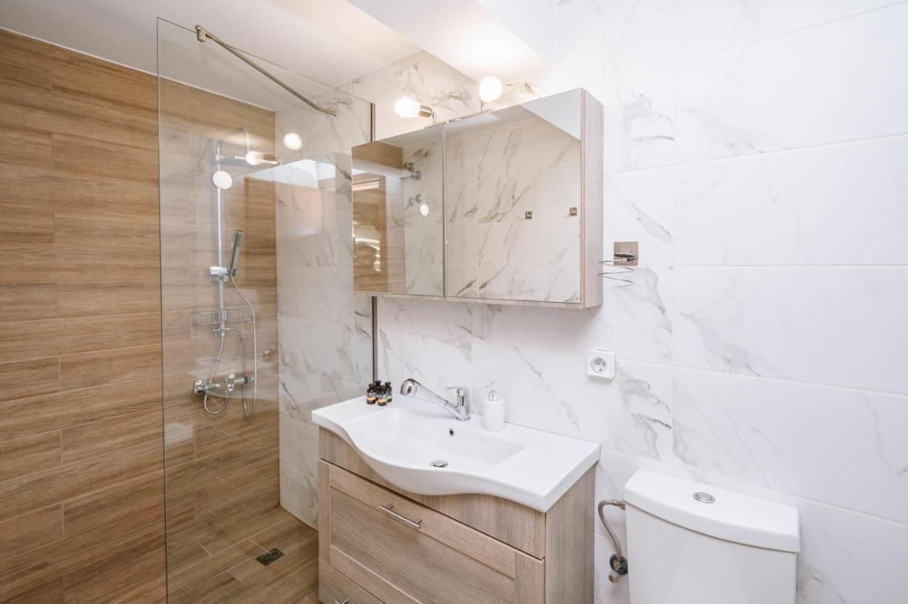 Unique1 - Two Bedroom Private Lux City Apartment Iraklio Eksteriør bilde